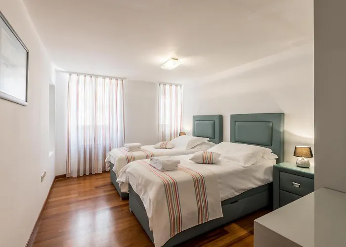 Apartment Peristil