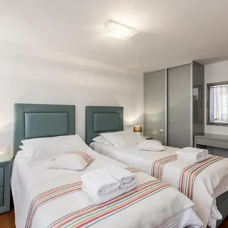 Peristil * Сплит