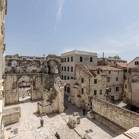 Peristil Appartement