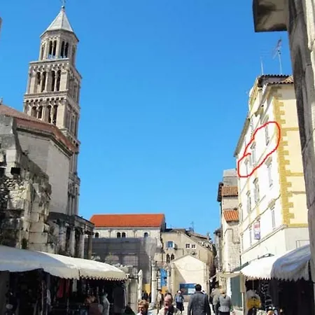Peristil Spalato